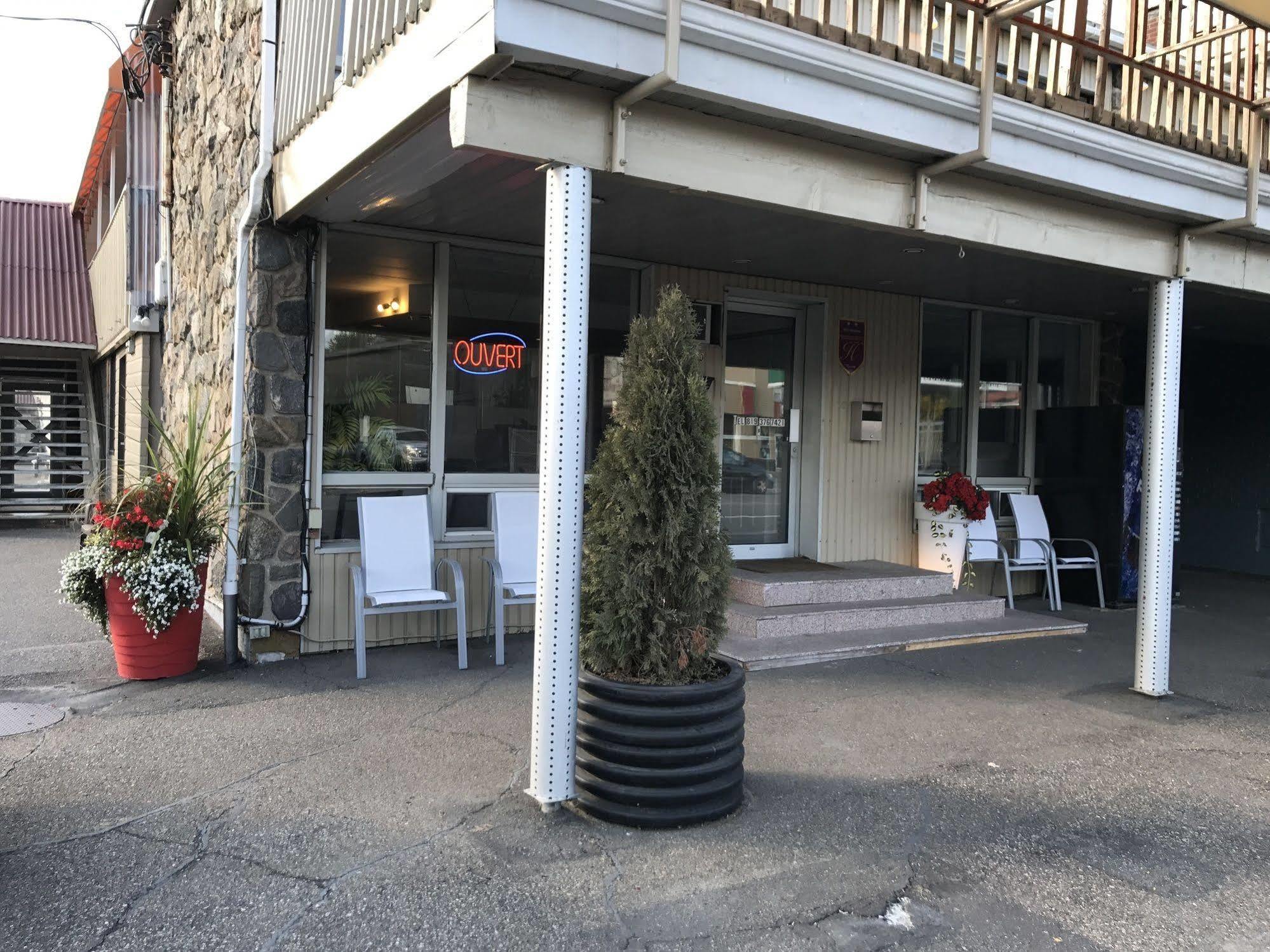 Motel Bellefeuille Trois-Rivieres Exterior foto